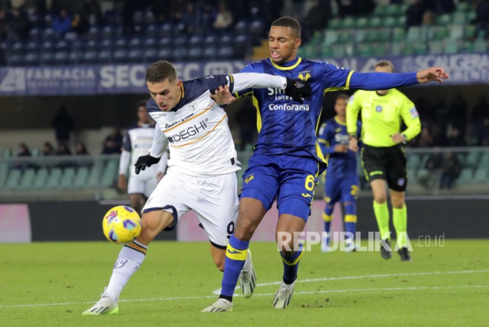 CHUTOGEL - Lecce vs Verona, Salentini Tekuk 9 Pemain Gialloblu