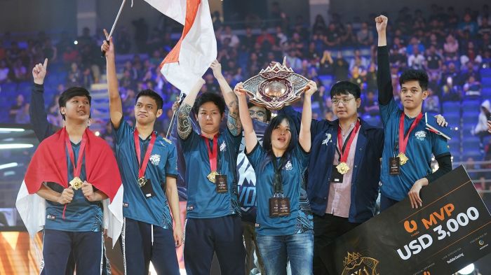 CHUTOGEL – Kalahkan Team Liquid ID, RRQ Amankan Tiket M6 World