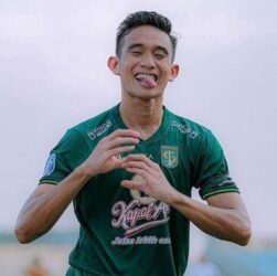 CHUTOGEL - Profil dan prestasi Rizky Ridho, pemain sepak bola