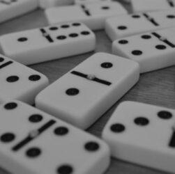 Sejarah domino gaple sebagai permainan rakyat